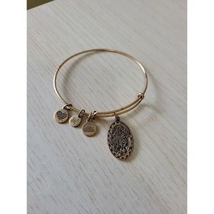 Alex And Ani Daughter Gold Tone Expandable Bangle Bracelet Friend Possibility